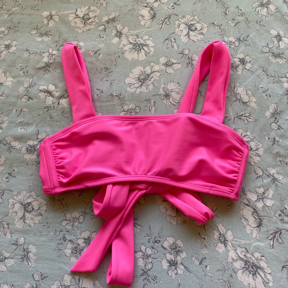 Pink swimsuit💕💕
